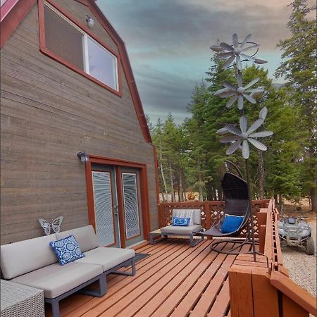 Charming Blue Farmhouse Cabin Duck Creek Village Eksteriør bilde